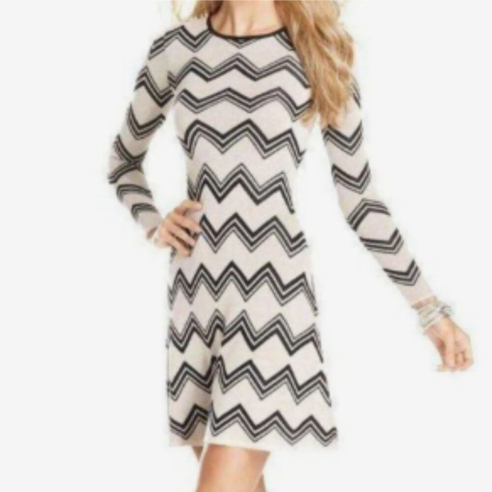 BCBG MaxAzria Keeley Black/Beige Zigzag Silk Blend Sweater Dress, Size S
